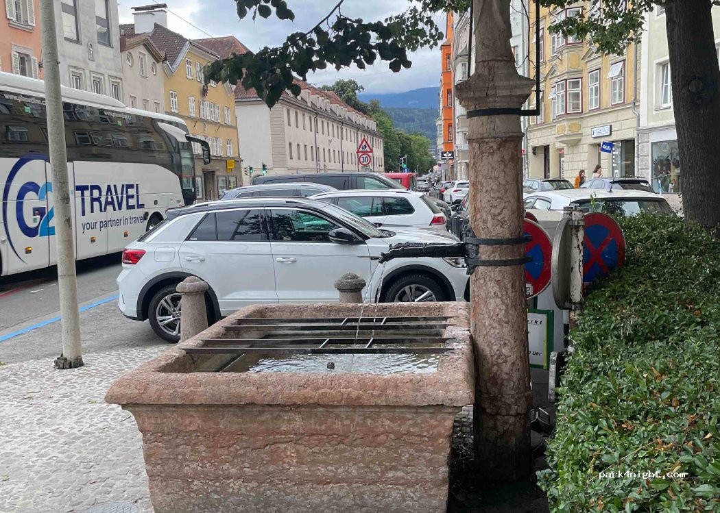 (6020) Innsbruck - 1 Sankt-Nikolaus-Gasse — foto