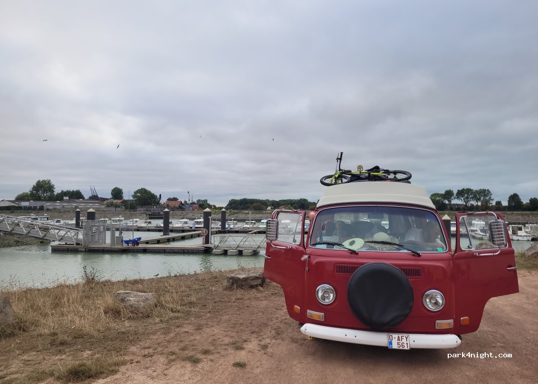 (59820) Gravelines - 1 Rue du Port — foto 5