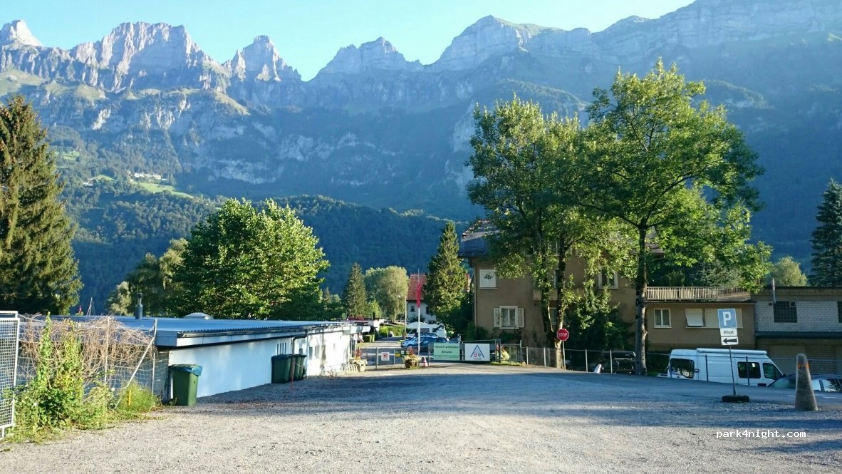 (8880) Walenstadt - 50 Walenseestrasse — foto