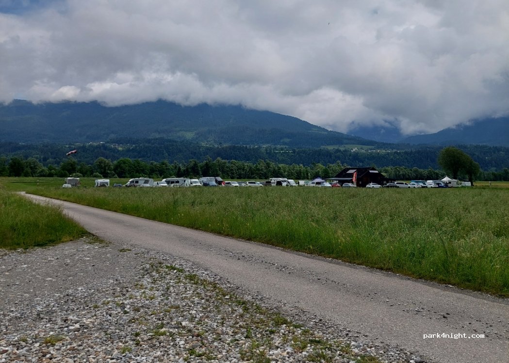 (9613) Feistritz an der Gail - Unnamed Road — foto