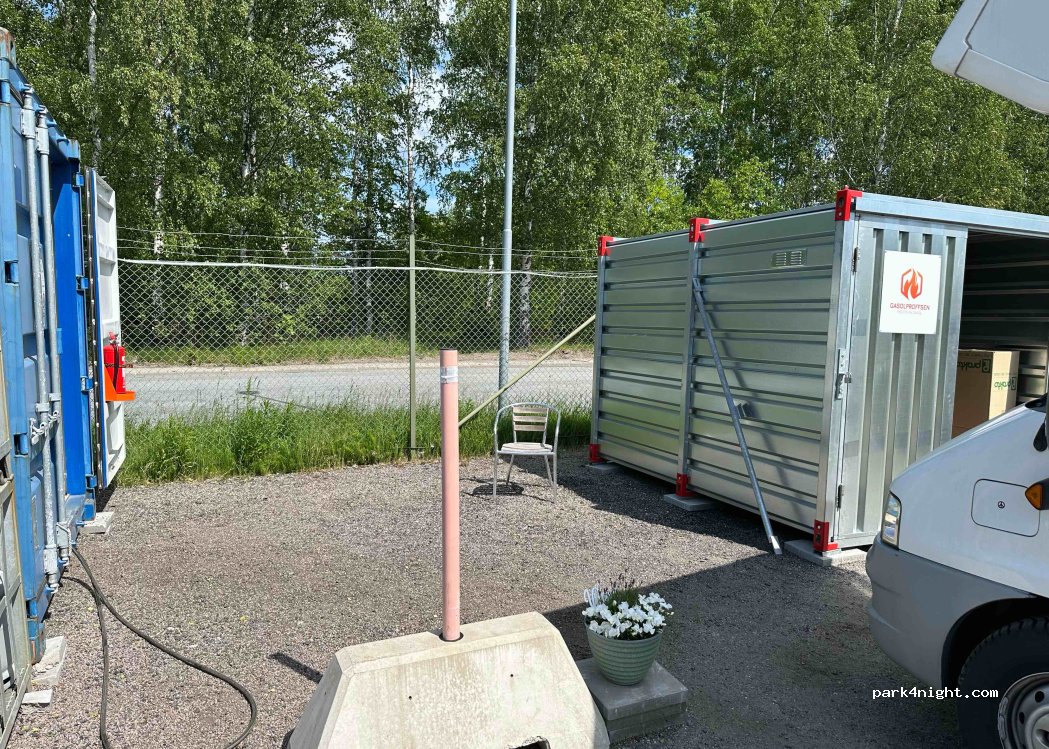 (702 27) Örebro - 3 Handelsgatan — foto 2