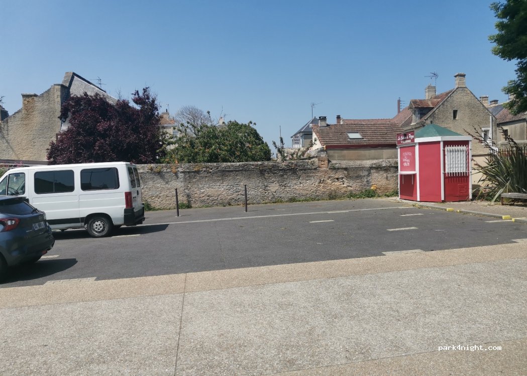 (14830) Langrune-sur-Mer - 19 Avenue de la Libération — foto