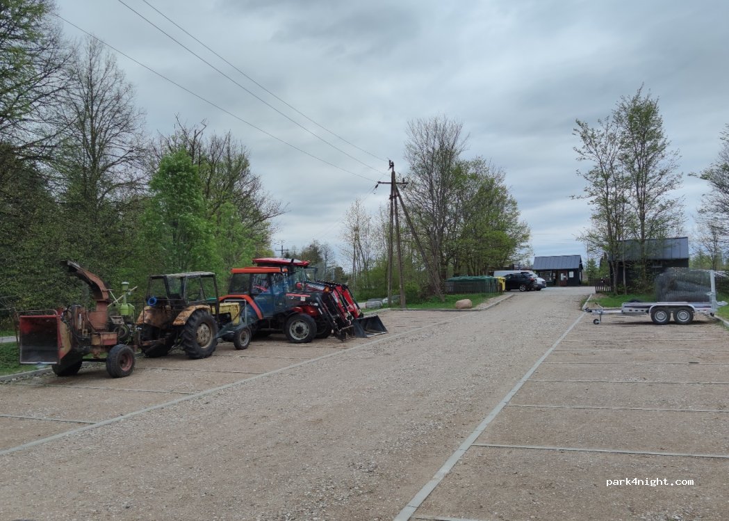 (16-402) Krzywe - Unnamed Road — foto 4