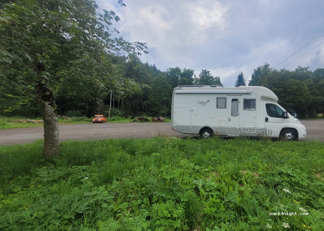 (33021) Ampezzo - 11 Strada Esterna Corso — foto 4