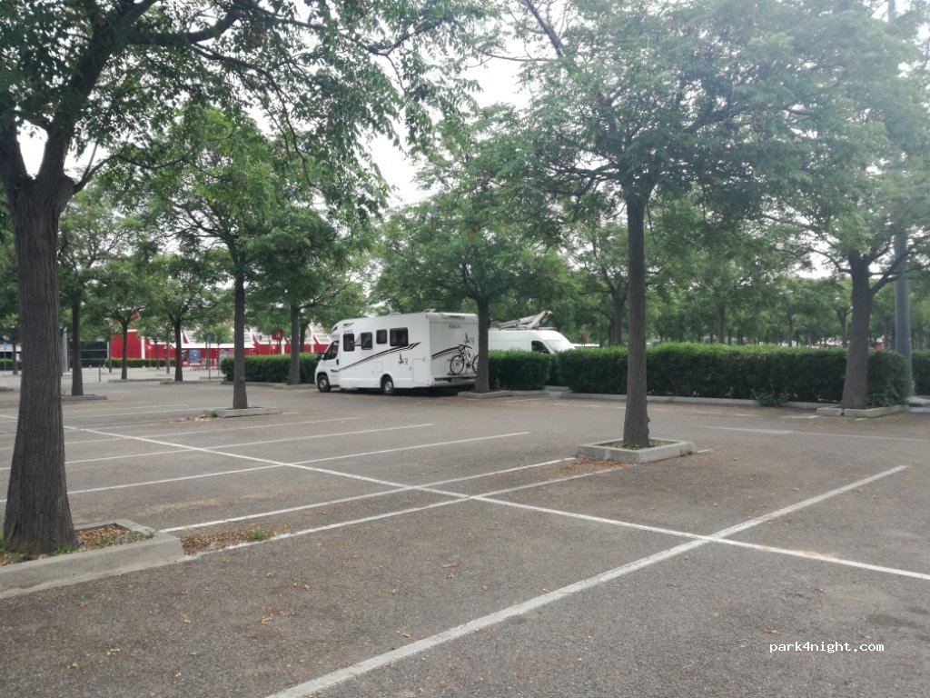 (30900) Nîmes - 400 Avenue Claude Baillet — foto 2