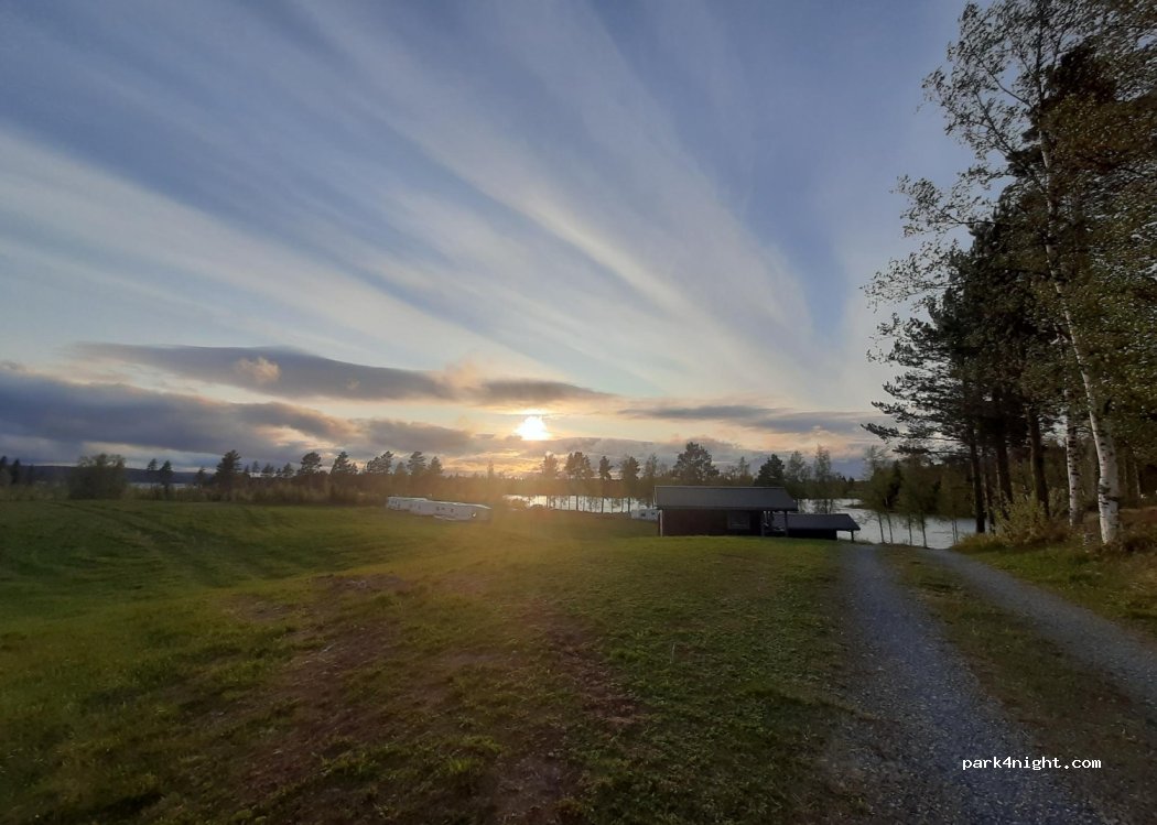 Kvissleströmmens Fiskecamping — foto