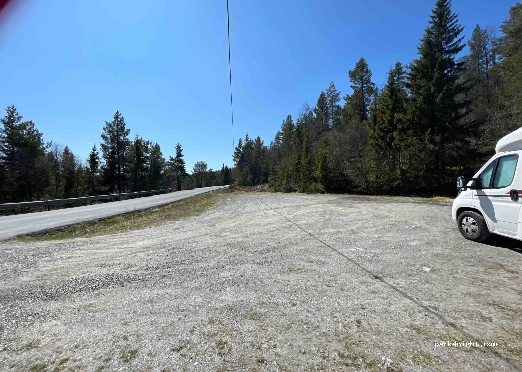 (2640) Vinstra - Unnamed Road — foto
