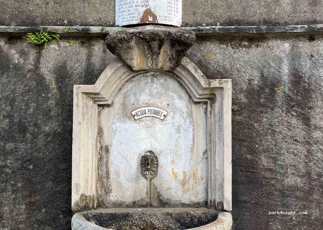 (13020) Riva Valdobbia - 1 Piazza Quatro Novembre — foto