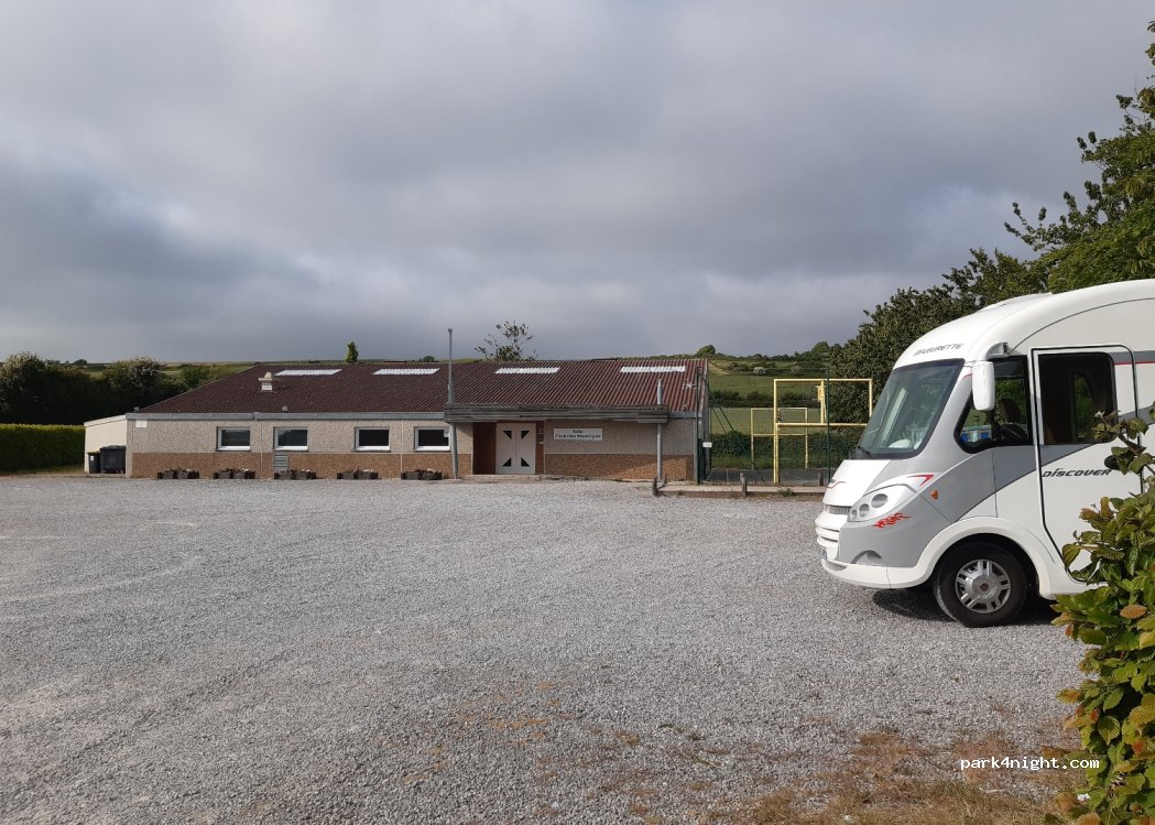 (62250) Leubringhen - 258 Chemin de la Creuse — foto