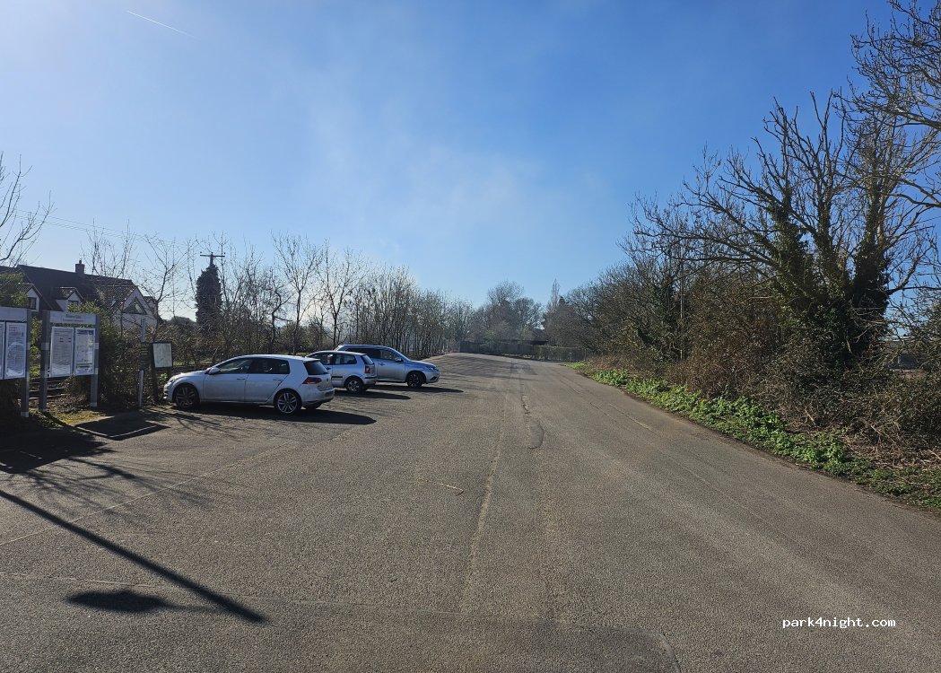 (NR13 6EU) Rackheath - Unnamed Road — foto 2