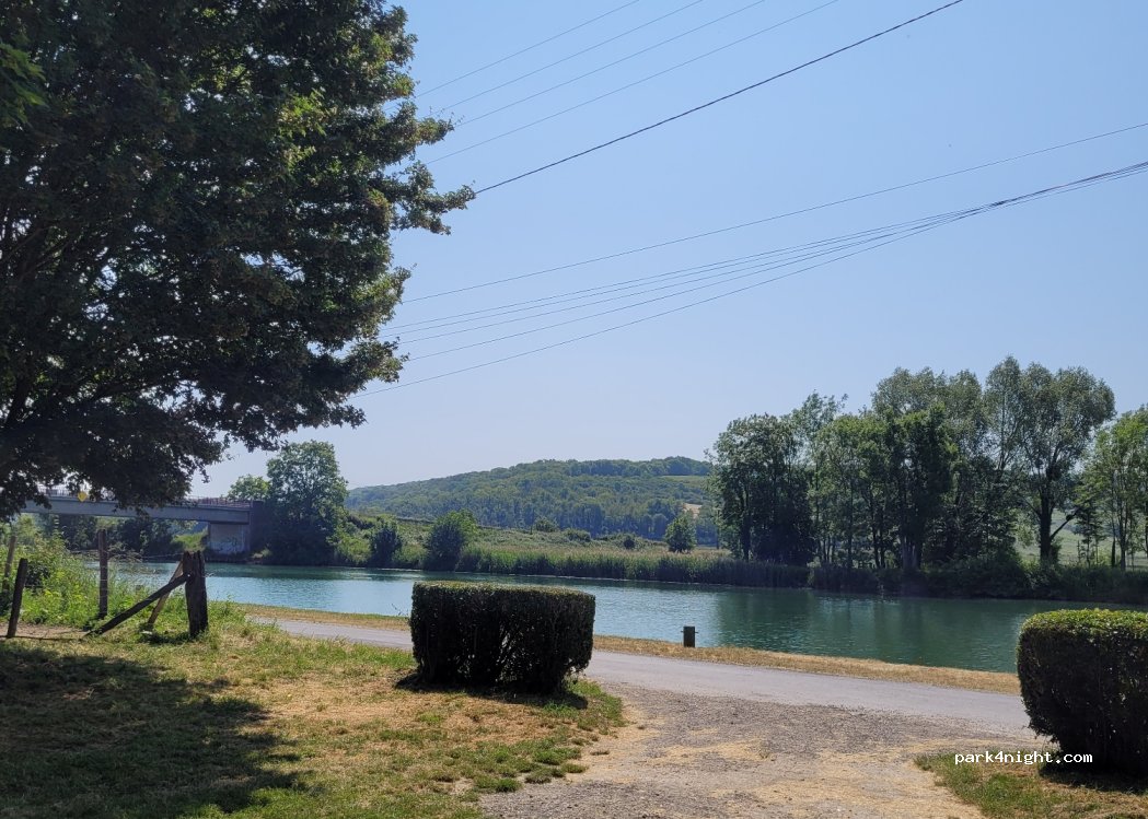(02310) Charly-sur-Marne - 2 Le Bac de Charly — foto 3