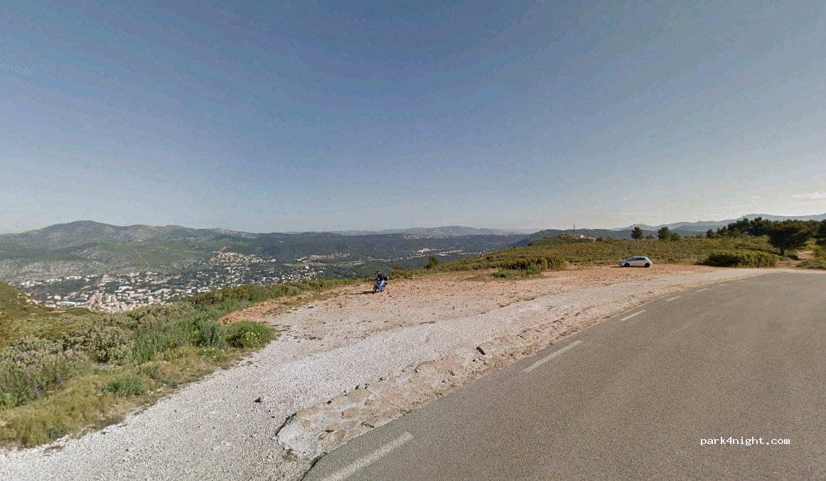 (13260) Cassis - Route des Crêtes — foto