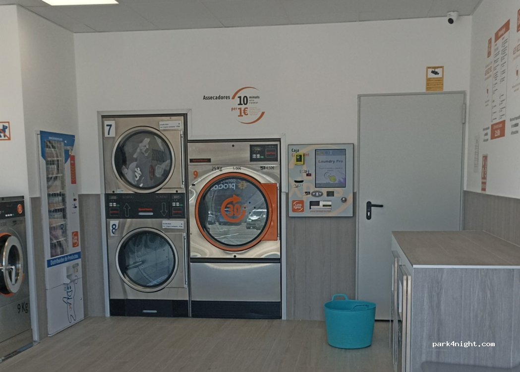 (17220) Sant Feliu de Guíxols - 1 Carrer Mas Trempat — foto 2