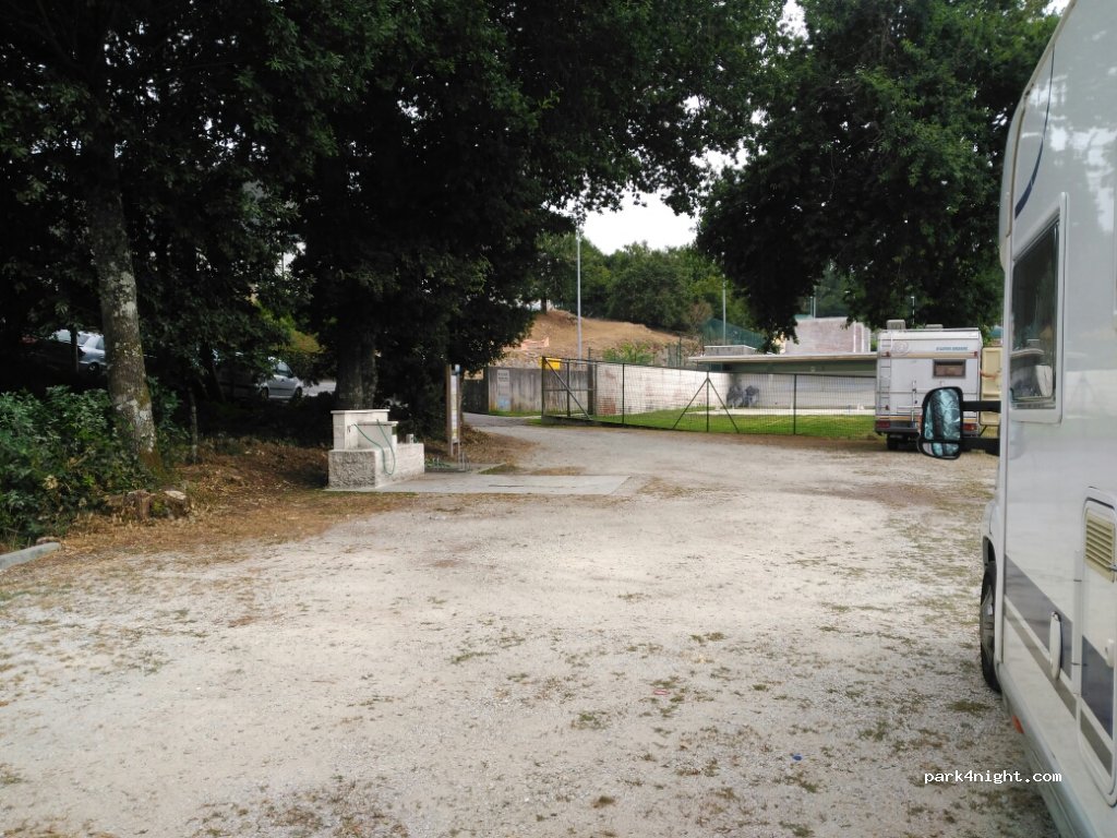 (32160) Luintra - 33 Camiño Grupo Escolar — foto