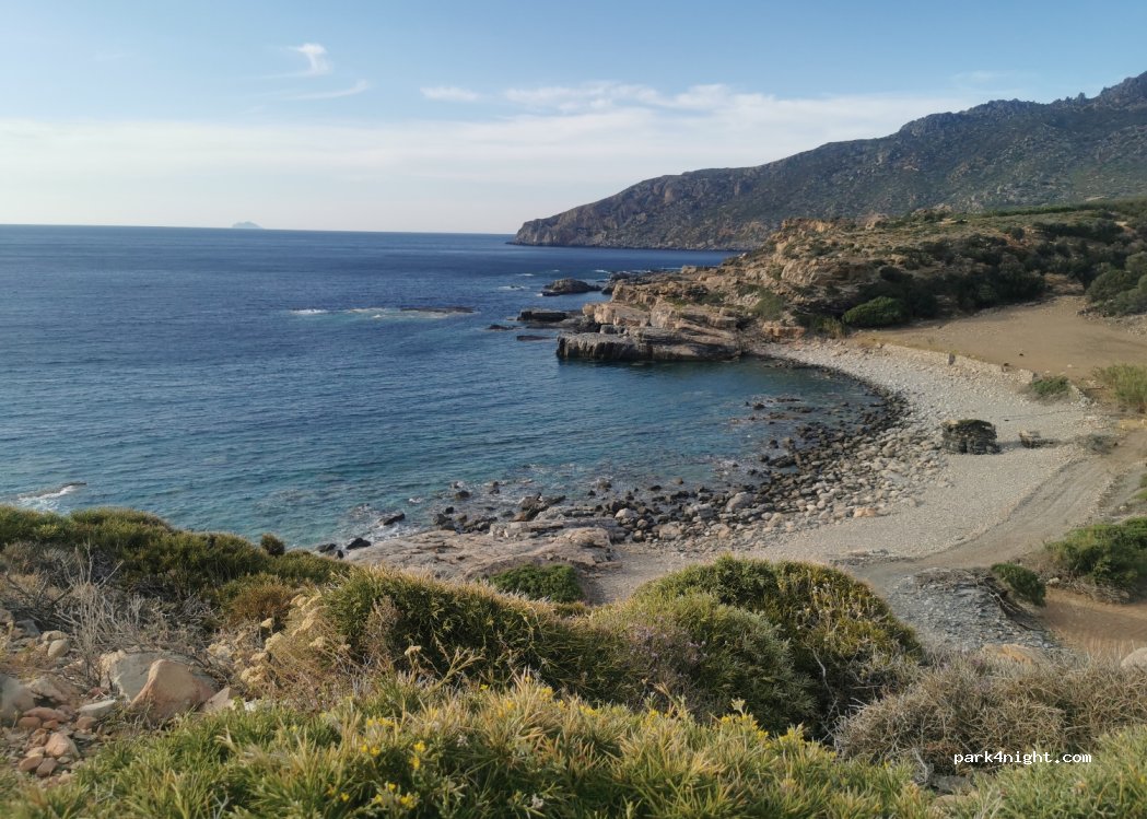 (734 00) Vathi - Unnamed Road — foto
