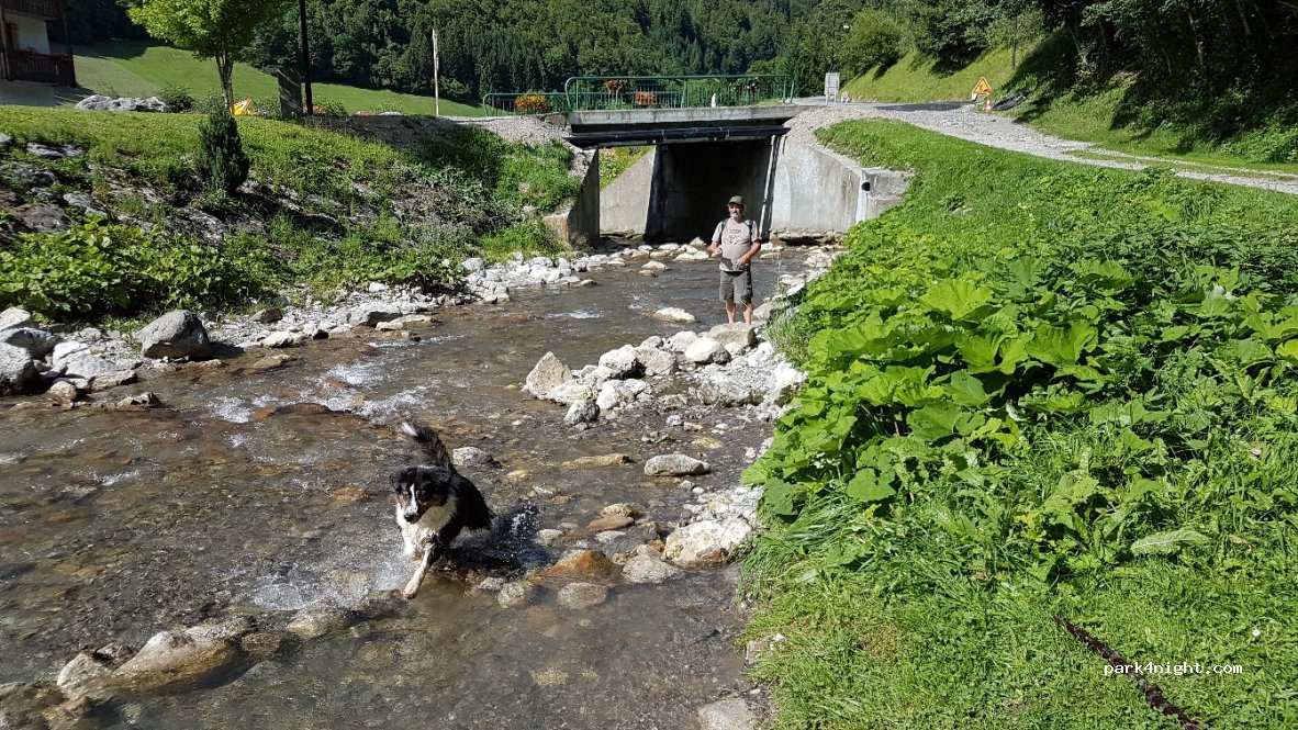 (74950) Le Reposoir - Route Départementale N°204 — foto