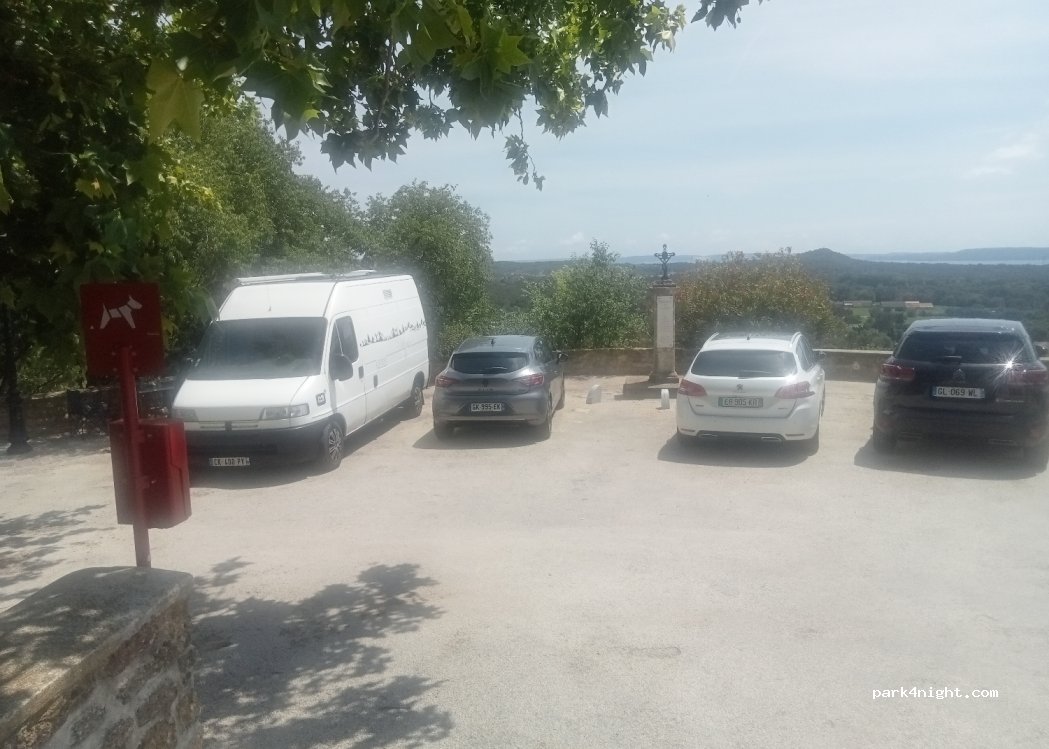 (13250) Cornillon-Confoux - 85 Grand Rue — foto