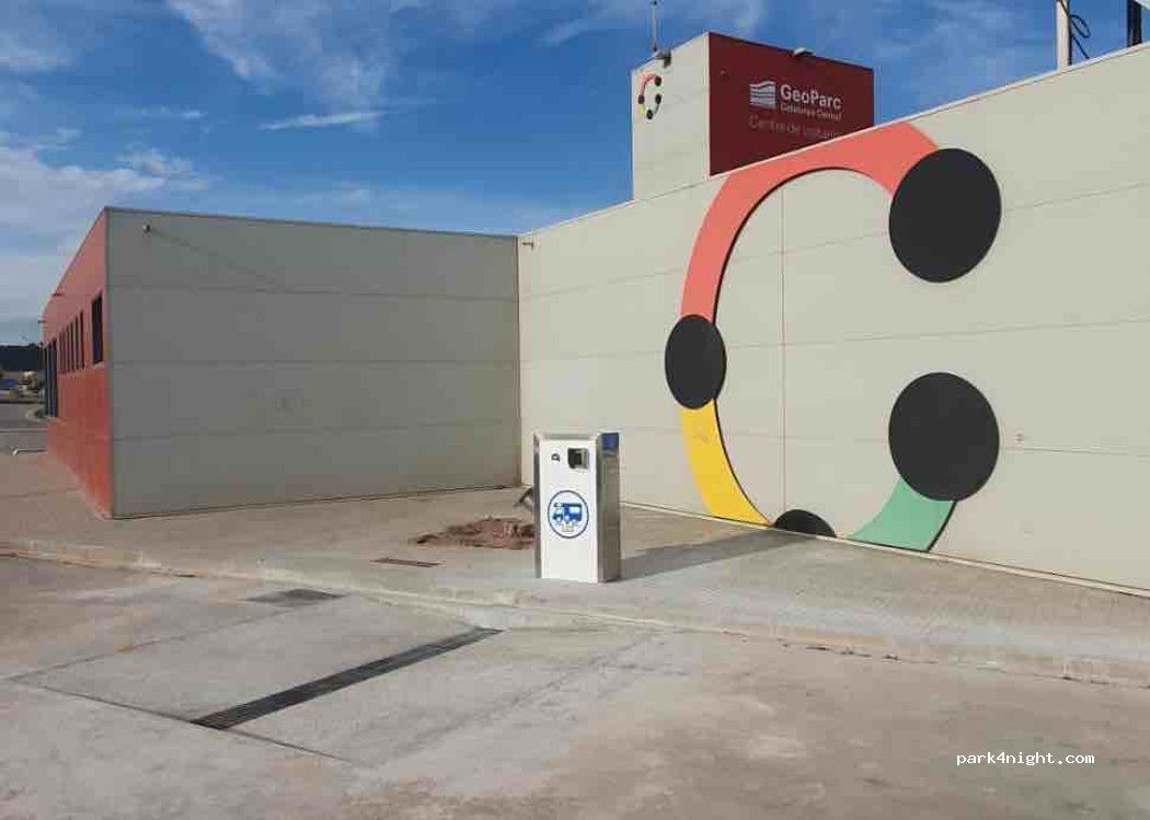 (08650) Sallent - 24 Carrer Dos-Cents Onze — foto 2