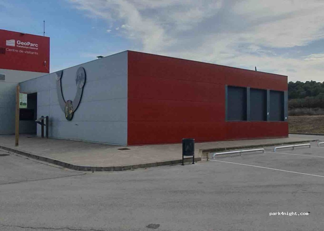 (08650) Sallent - 24 Carrer Dos-Cents Onze — foto 3