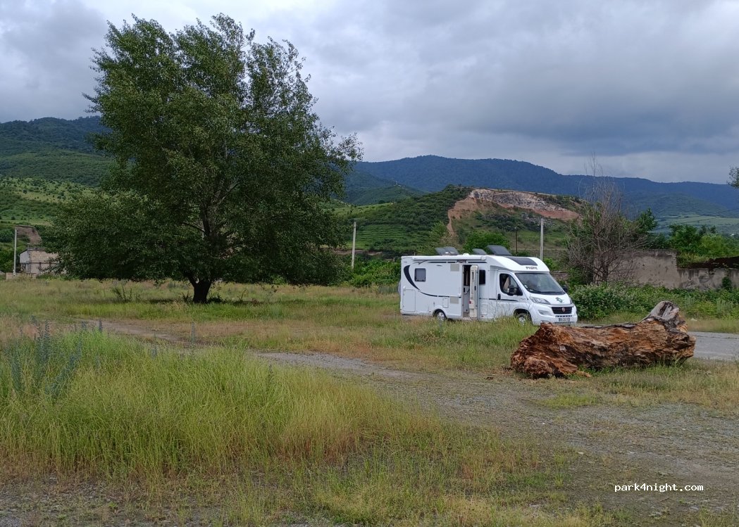 (4102) Ayrum - Unnamed Road — foto