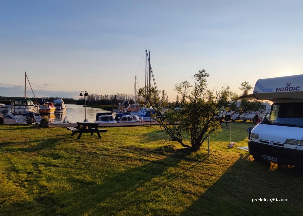 Båtsholms Pensionat Ställplats — foto 4