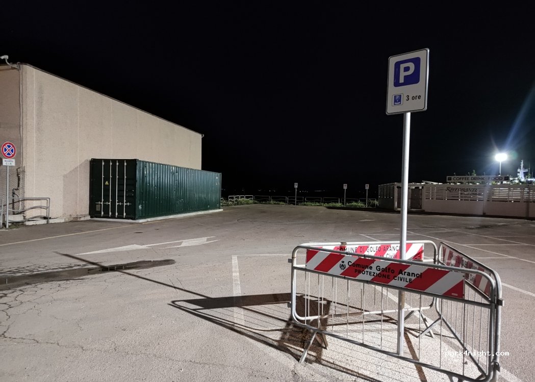(07020) Golfo Aranci - Snc Viale Stazione — foto 4