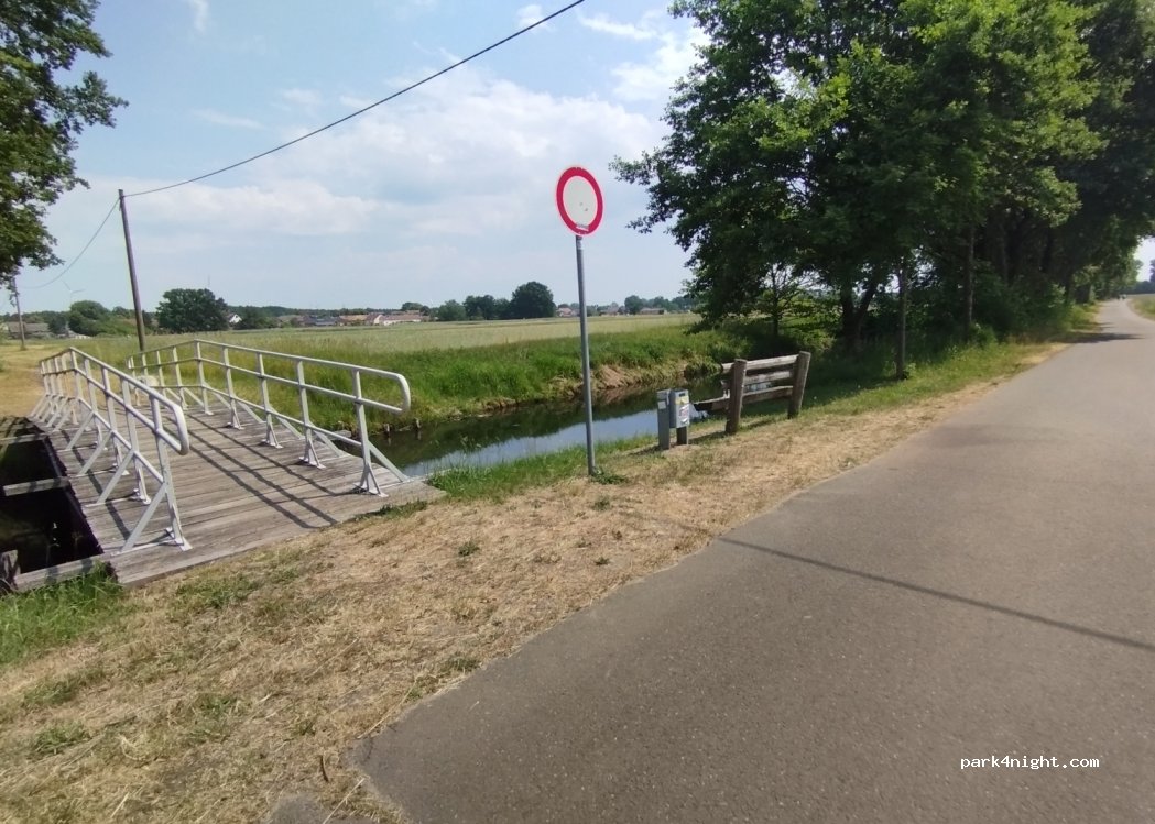 (03185) Drehnow - Unnamed Road — foto 2