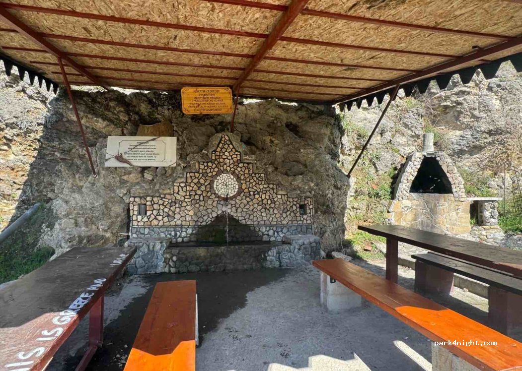 (673 00) Thermes - Unnamed Road — foto 4