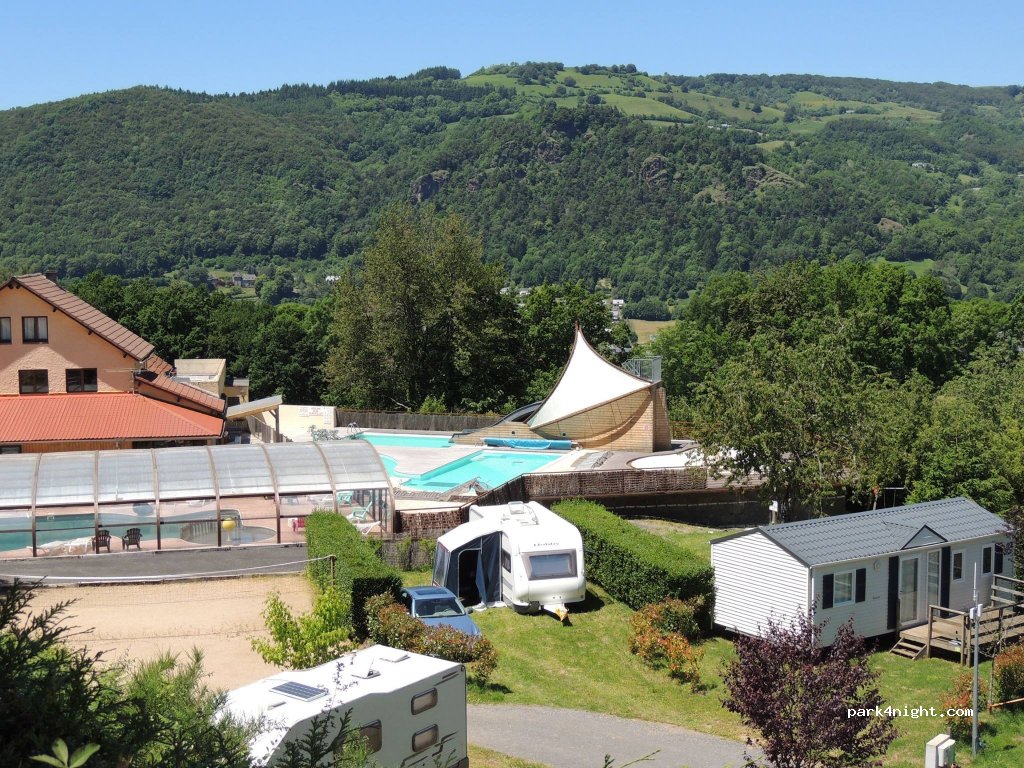 Camping Cantal : La Pommeraie — foto 3