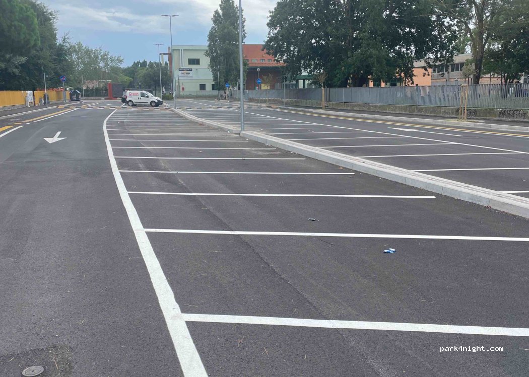 (30015) Chioggia - 859 Via Palmiro Togliatti — foto 2