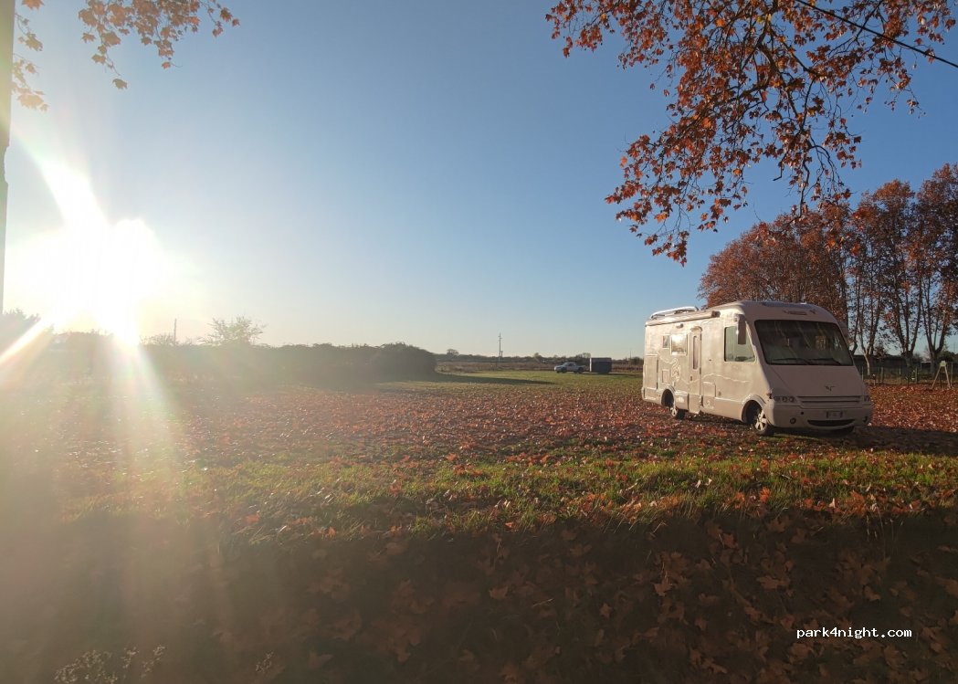 (30740) Le Cailar - 5-11 Boulevard Louis Blanc — foto 3