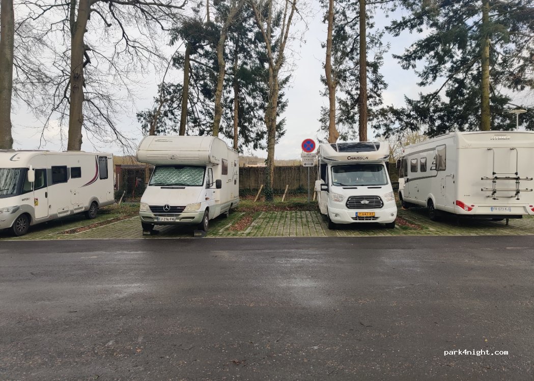 Aire Camping-Car Duclair — foto 4