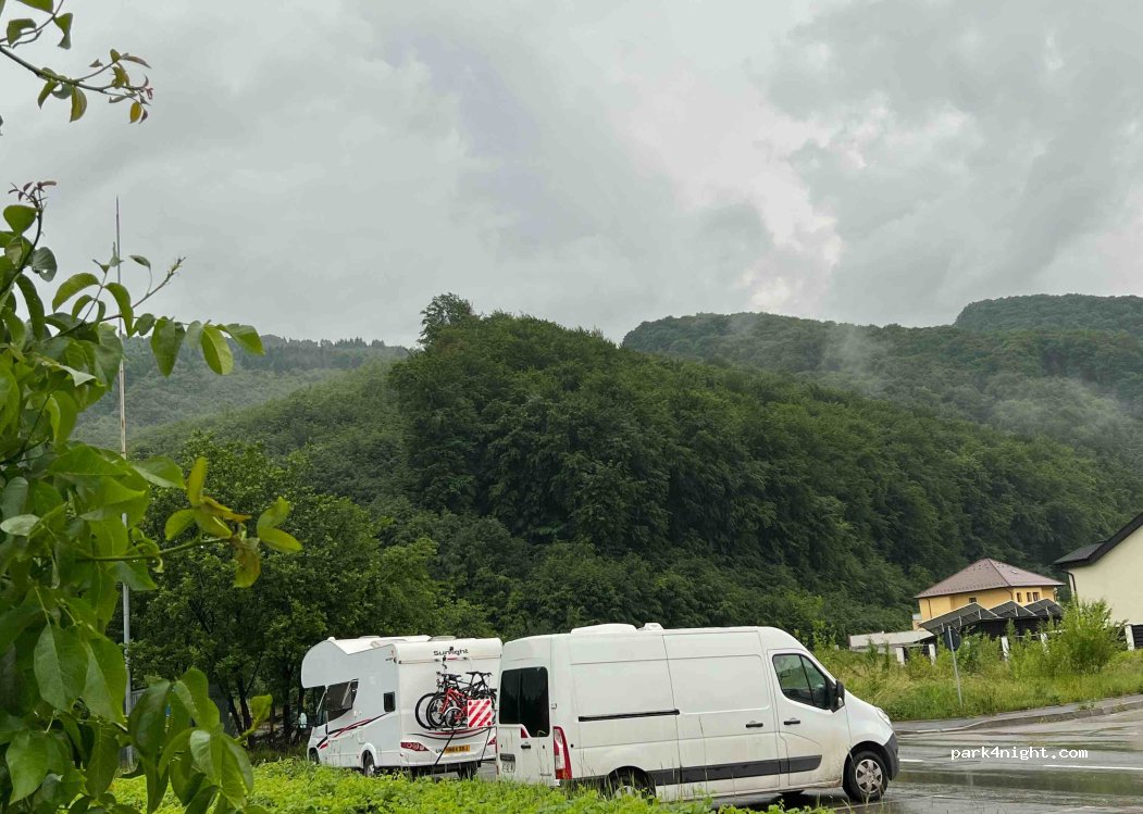 (505600) Săcele - 6 Strada Stejarului — foto 4