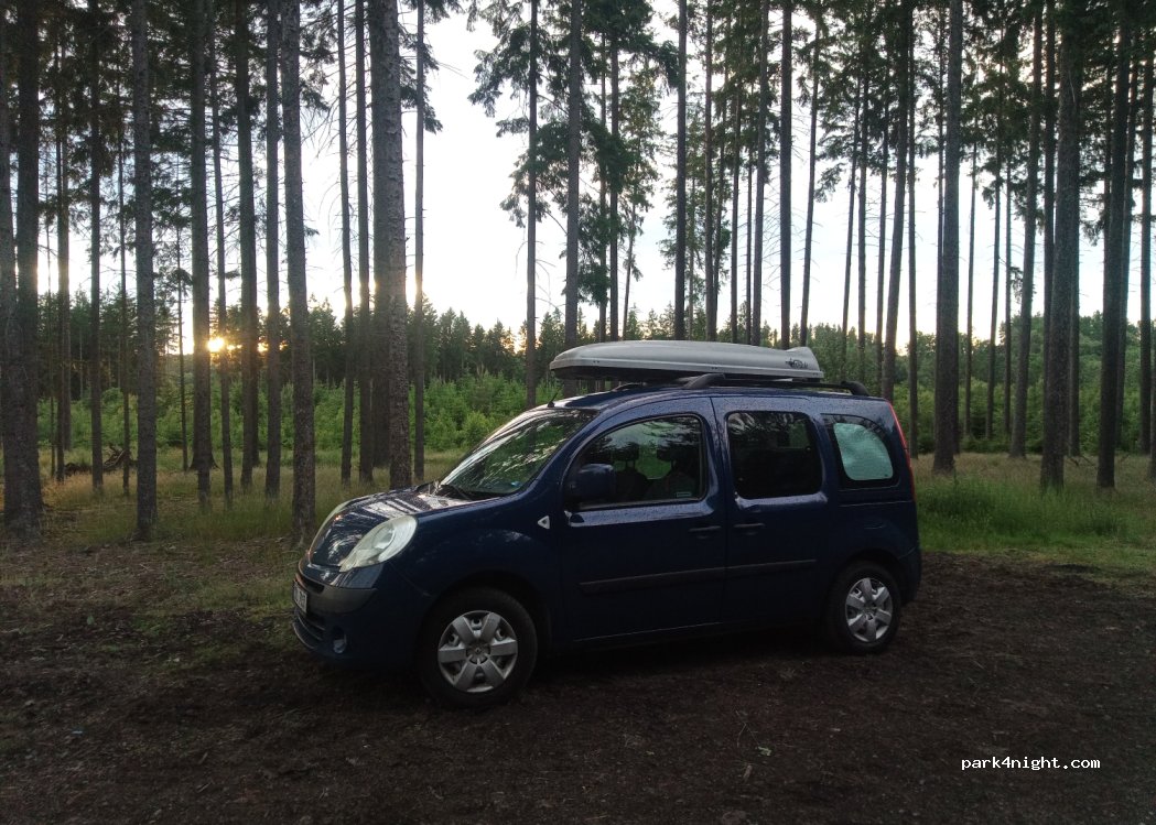 (332 04) Milínov - 1773 — foto