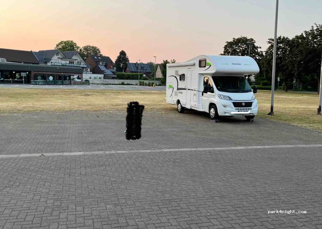 (46244) Bottrop - 80-82 Kirchhellener Ring — foto