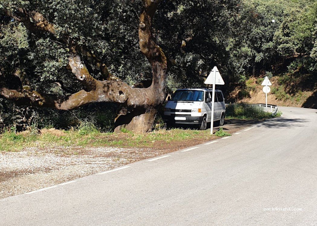(29462) Júzcar - Av. Havaral — foto