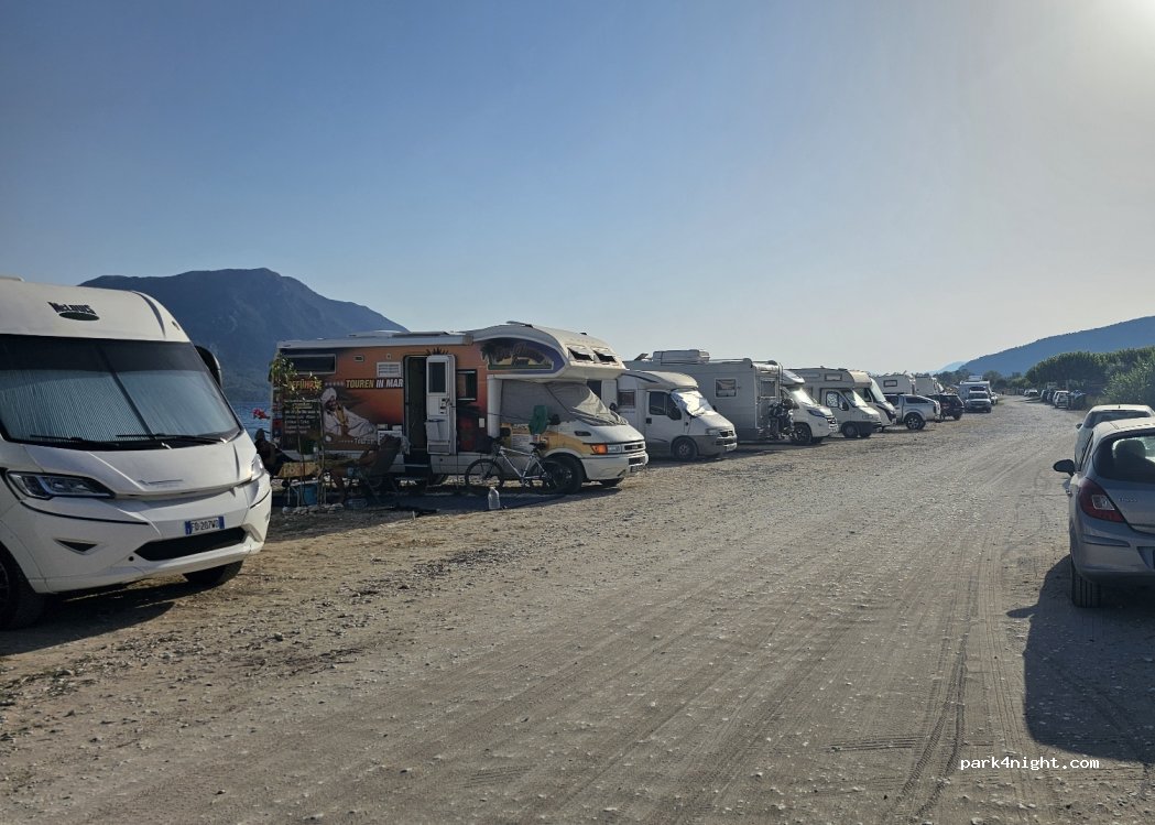 (300 19) Xiromero - Unnamed Road — foto 2