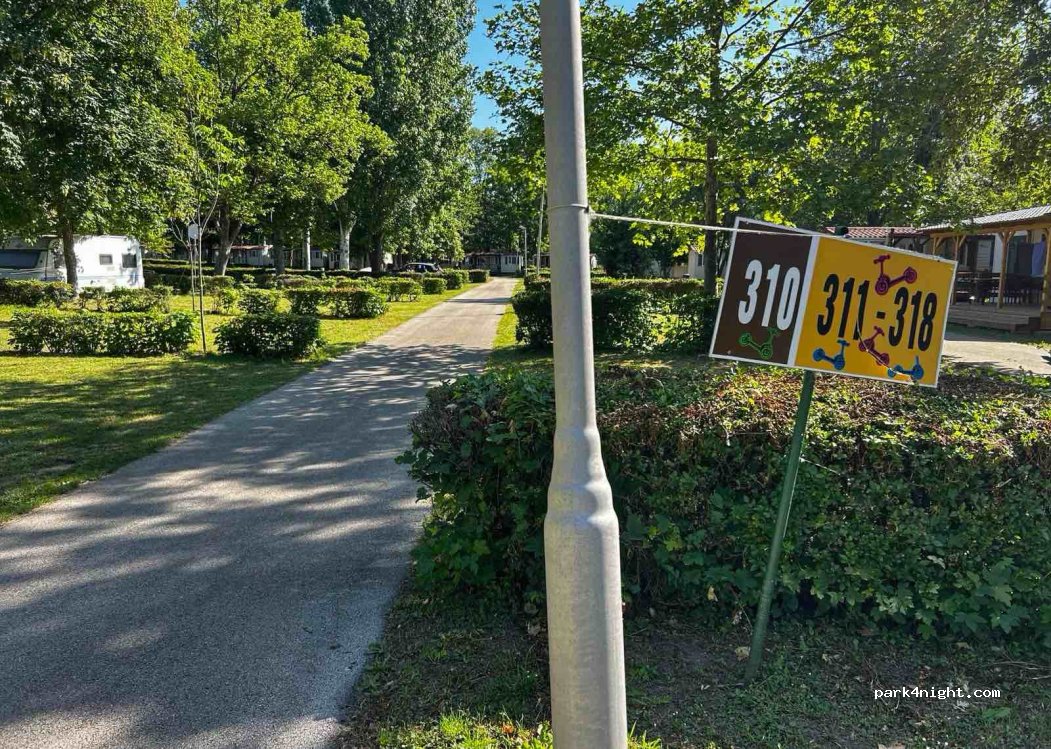 Balatontourist Füred Camping — foto 4