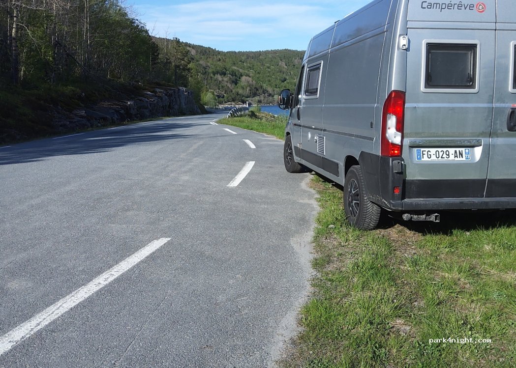 (8260) Kaldvåg - Fv7526 — foto 3
