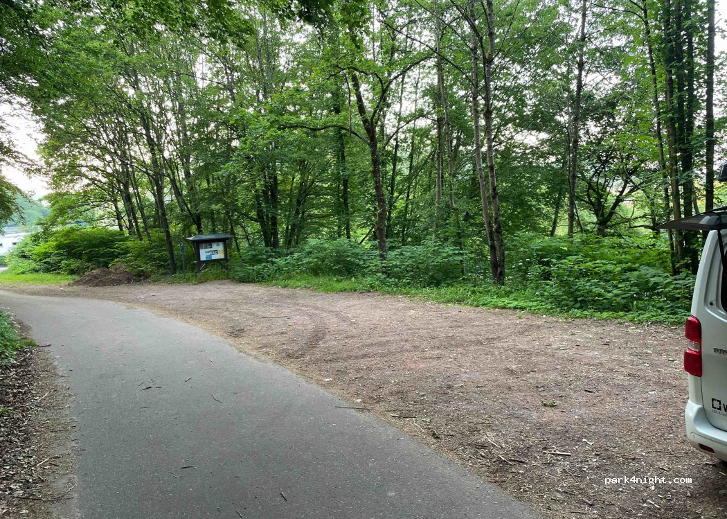 (54456) Tawern - 27 Bachstraße — foto