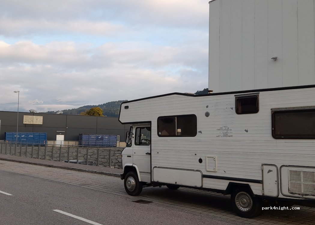 (9800) Spittal an der Drau - 140 Villacher Straße — foto