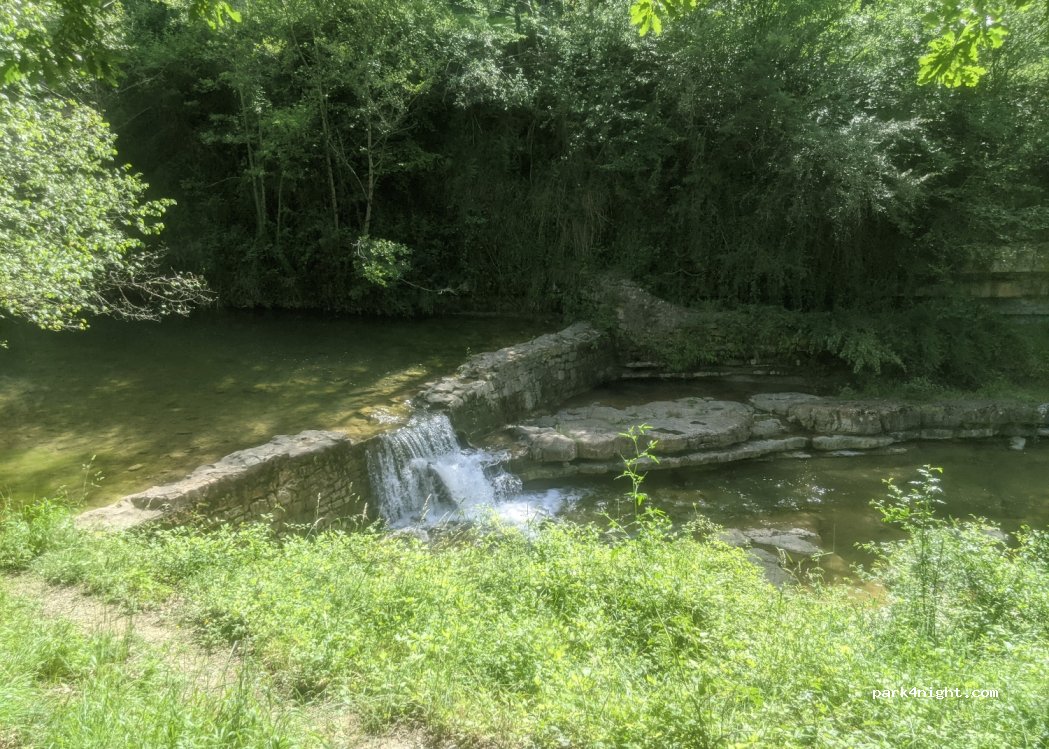 (11190) Rennes-les-Bains - D74 — foto