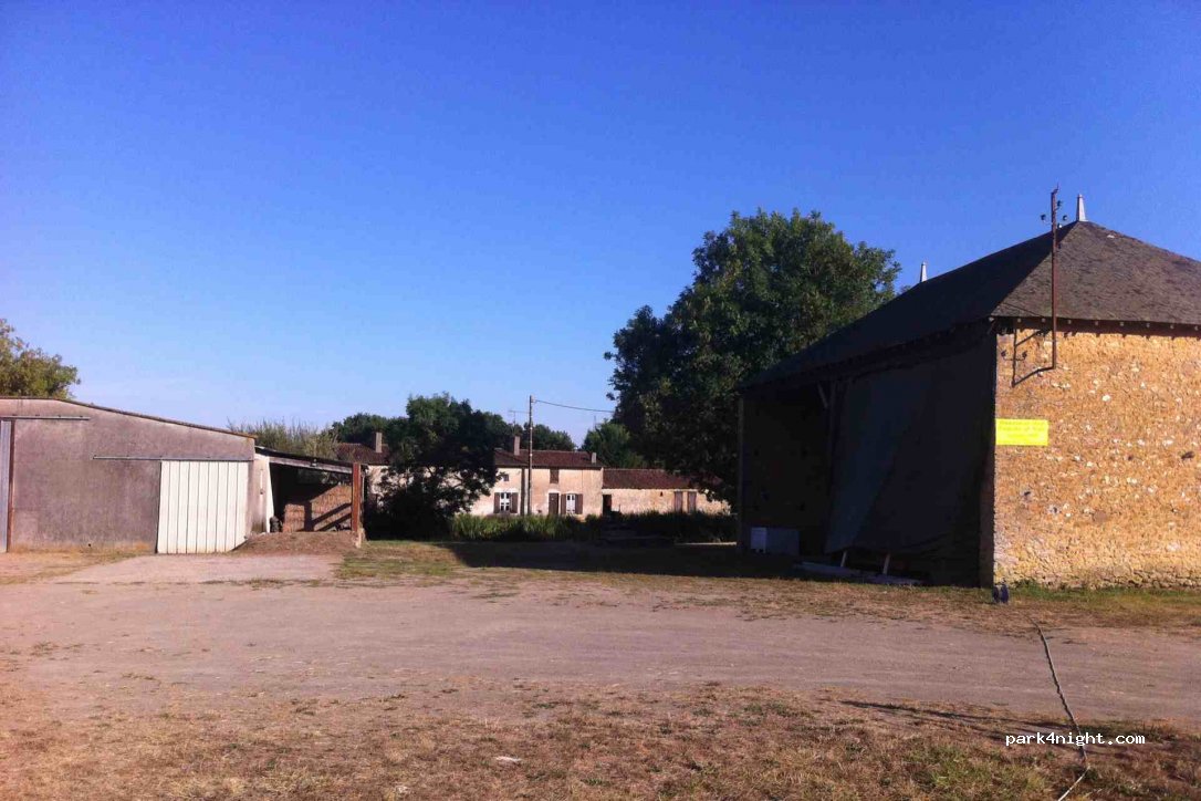 (79390) La Ferrière-en-Parthenay - Lieu-dit La Braudière — foto 2