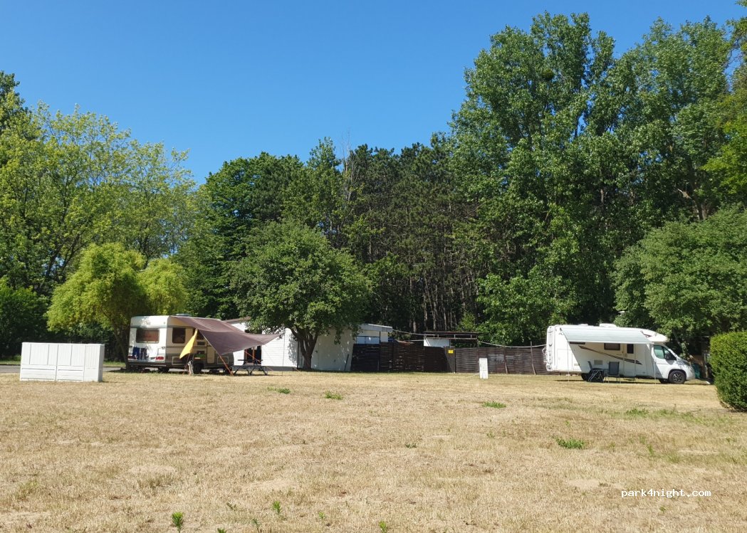 Camping Na Skarpie — foto