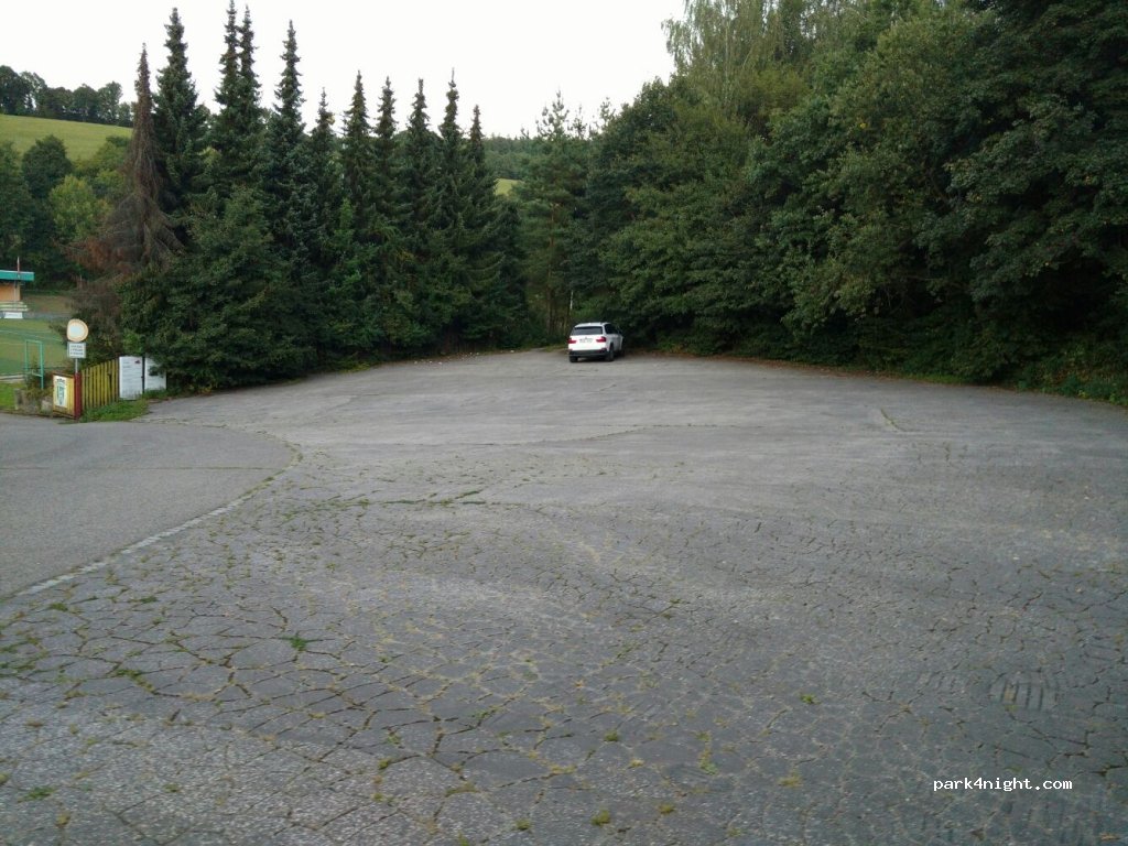 (763 26) Luhačovice - Hradisko — foto