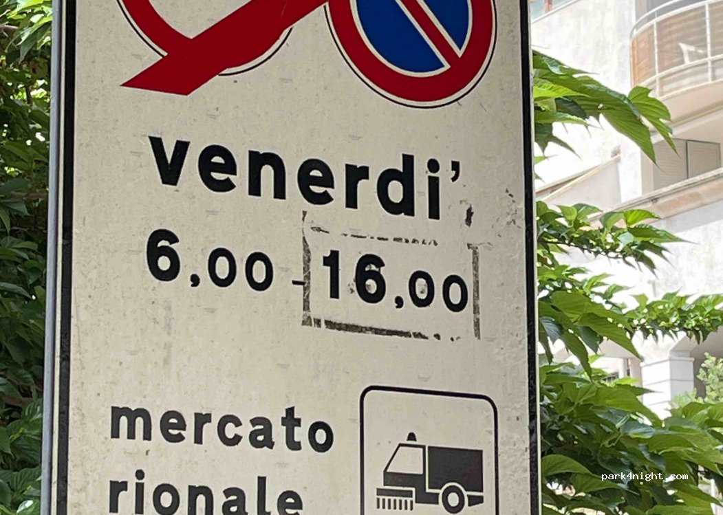 (72017) Ostuni - 12 Viale dello Sport — foto