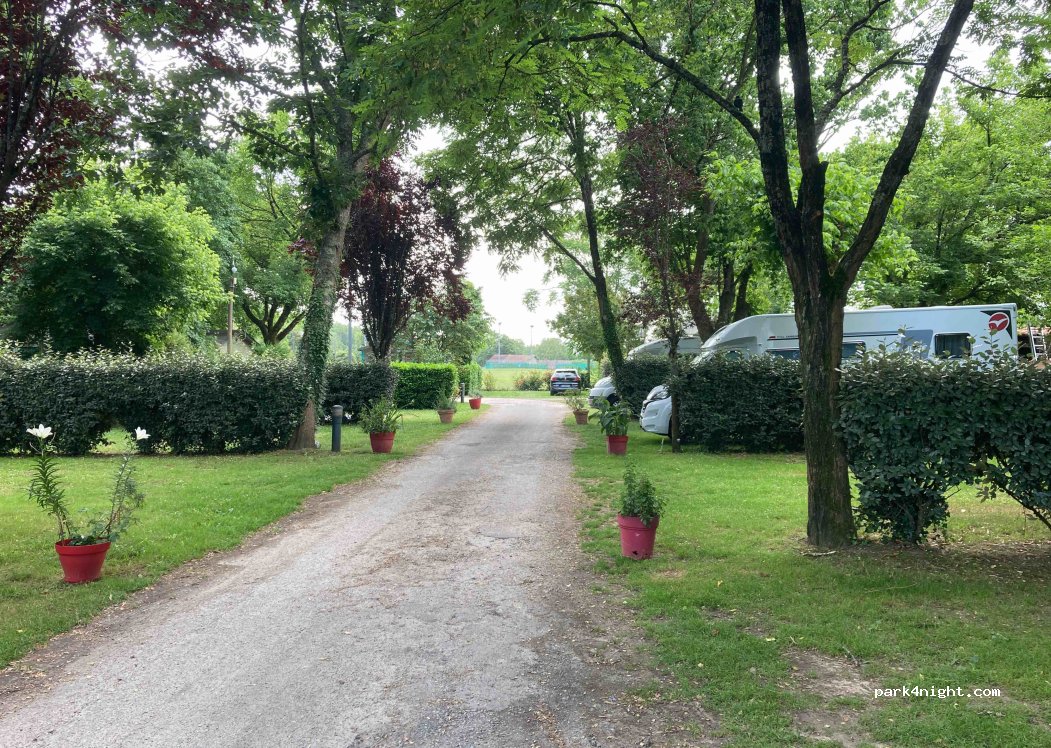 Camping Les Jardins de l'Adour — foto