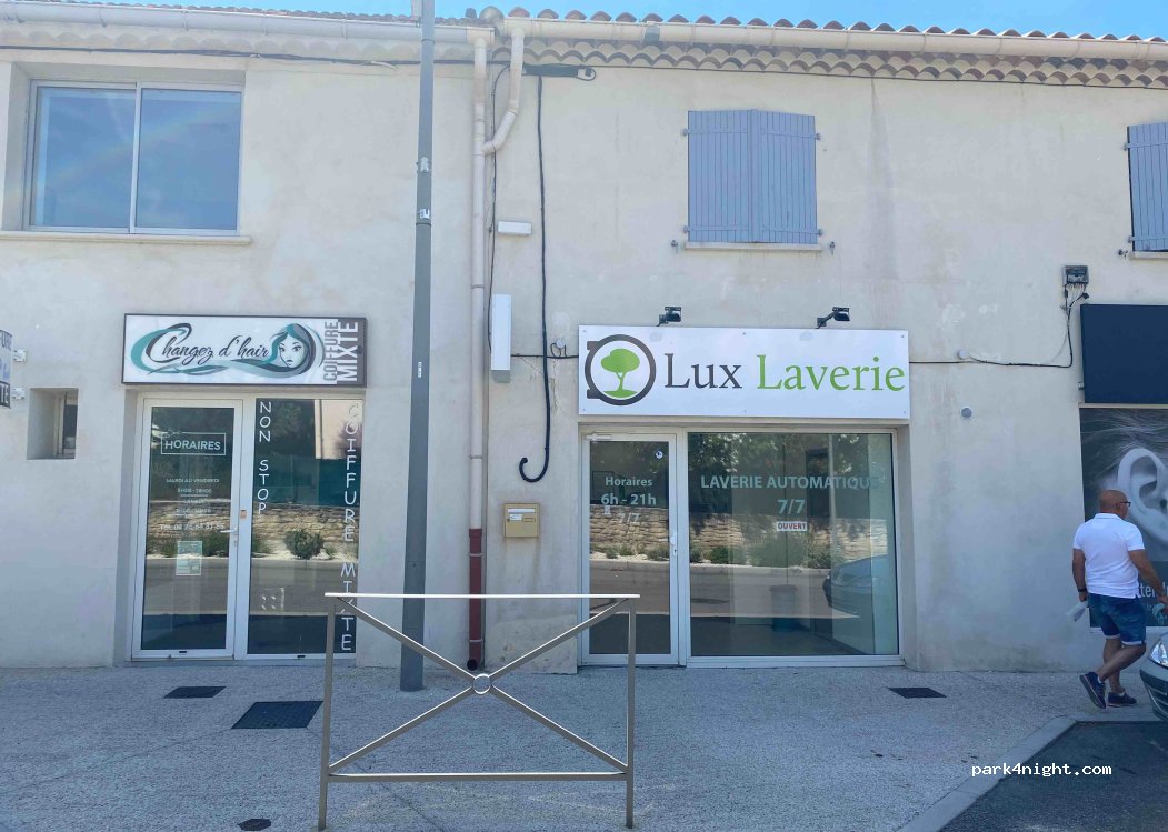 (26130) Saint-Paul-Trois-Châteaux - 7 Avenue du Général de Gaulle — foto