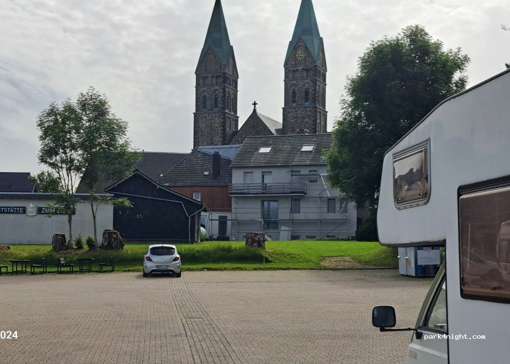 (52156) Monschau - 1 Bahnhofstraße — foto