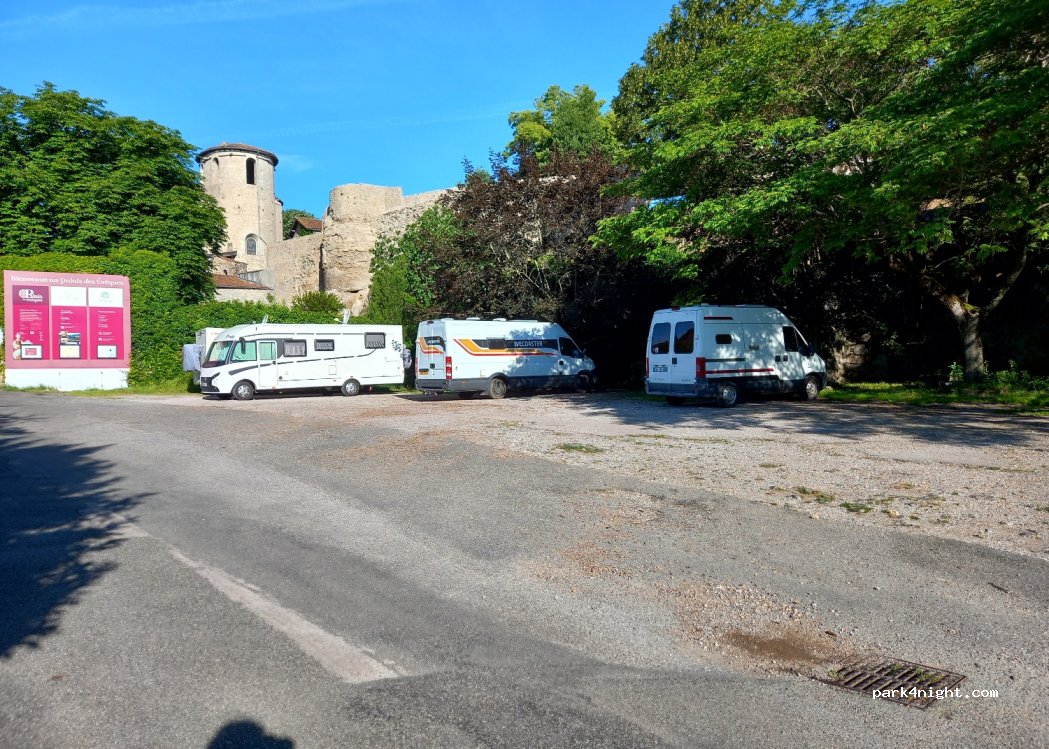 (09190) Saint-Lizier - 8 La ville — foto